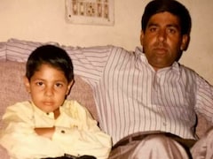 तस्वीर में नजर आ रहा ये बच्चा है आज है बॉलीवुड का बड़ा रैपर, सलमान से प्रभास तक के लिए गा चुका है गाने