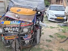 झारखंड के रामगढ़ जिले में भीषण रोड एक्सीडेंट, यात्रियों से भरे वाहन और ट्रक की सीधी टक्कर से हादसा