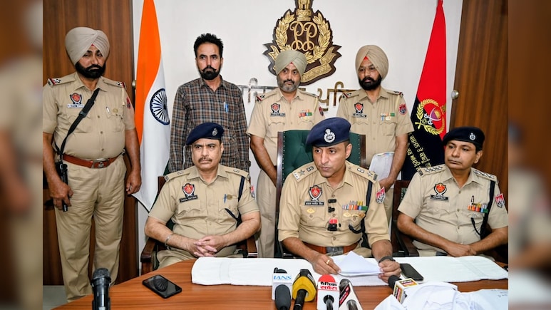 1.8 Kg Heroin, Rs 3.9 Lakh Recovered As Cops Bust Drug Network In Punjab