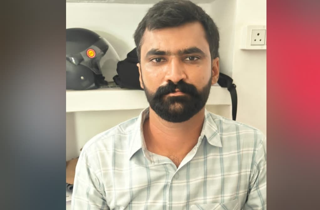 आरोपी पटवारी विक्रम सिंह आरोपी पटवारी विक्रम सिंह