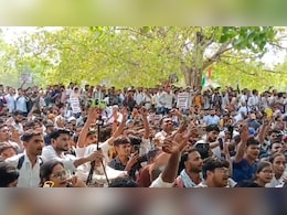 पेपर लीक से लेकर एग्जाम रिजल्ट तक, लखनऊ में छात्रों का बड़ा प्रदर्शन