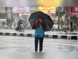 MP Weather: मध्य प्रदेश के 52 जिलों में आंधी की चेतावनी, 45 जिलों में बारिश के आसार; पढ़ें IMD का अपडेट