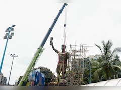 Messis Unsafe Statue In Kolkata Removed 6 Months After Installation. Watch