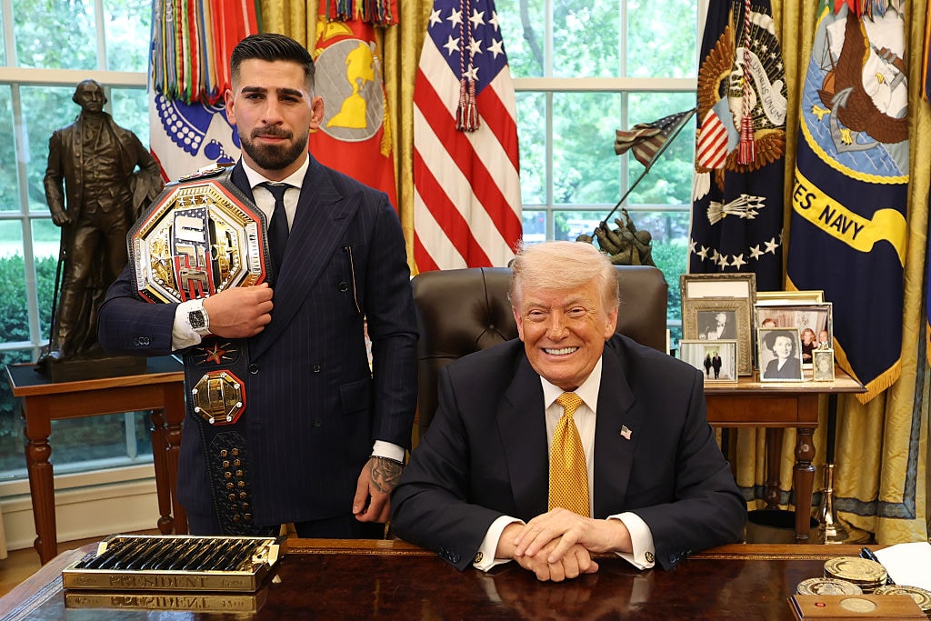 Rs 5,72,670,0000: Trump Spending Millions To Stage UFC Fight At White House
