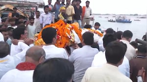 Indian Shooting Legend Jaspal Rana Cremated in Varanasi
