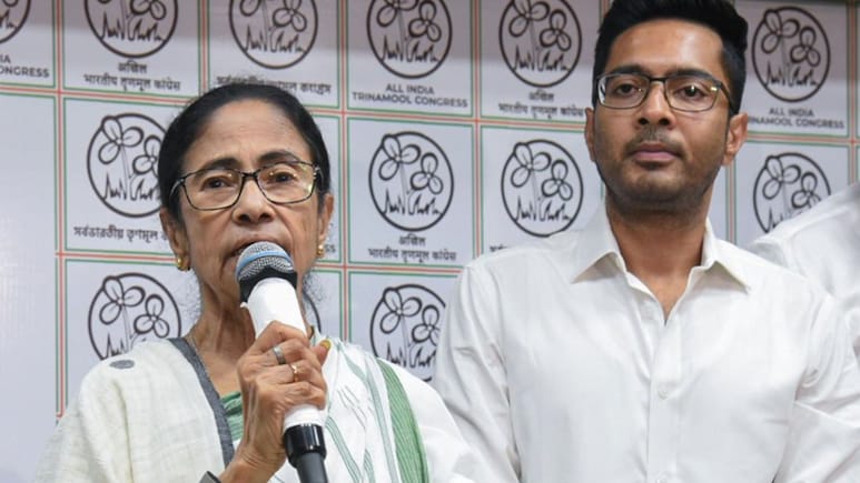 बंगाल के चुनाव में हार, बगावत और बिखराव: कब क्या हुआ कि केवल 13 दिनों में ममता की टीएमसी का हो गया पतन