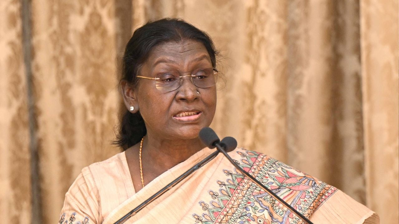 MP दौरे पर राष्ट्रपति द्रौपदी मुर्मू: ओंकारेश्वर में बदले ट्रैफिक रूट, इंदौर-इच्छापुर मार्ग पर यातायात डायवर्ट