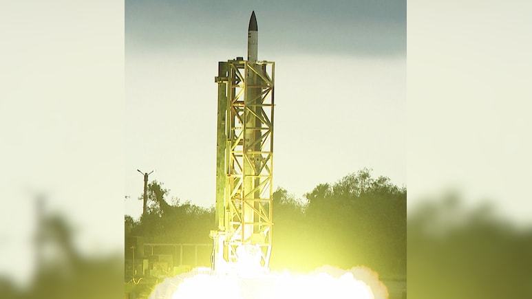 DRDO Achieves Major Missile Defence Breakthrough; Defence Minister Rajnath Singh Congratulates Team