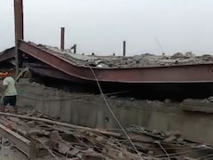 कोलकाता में निर्माणाधीन गोदाम की छत गिरने से बड़ा हादसा, कई लोगों के दबे होने की आशंका