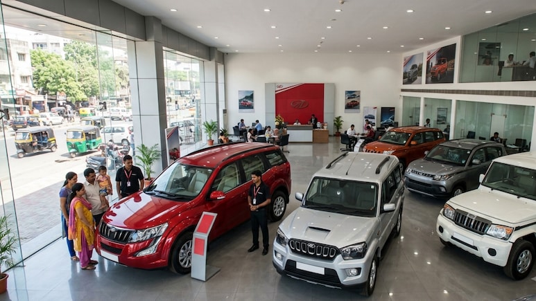 Unregistered Mahindra SUV Crashes On Purchase Day, Dealer Ordered To Pay Rs 3 Lakh