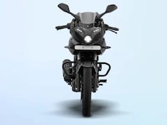 आ गई लड़कों की पहली पसंद! नए अवतार में लॉन्च हुई Bajaj Pulsar 220F, लुक देखकर हो जाएंगे दीवाने