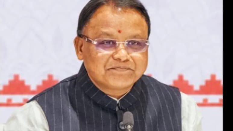 ओडिशा में किंडरगार्टन से लेकर पोस्टग्रेजुएशन तक... शिक्षा अब पूरी तरह से होगी मुफ्त,  मुख्यमंत्री ने किया ऐलान