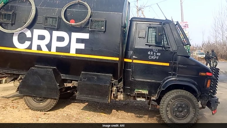 मणिपुर के नोनी में फायर&zwj;िंग में ग्रामीण वॉलंट&zwj;ियर्स की मौत, एक घायल, CRPF के दो जवान भी छर्रे लगने से हुए घायल