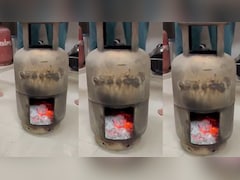 LPG के बढ़े दाम, महिला ने खाली गैस सिलेंडर का चूल्हा बना सेंकी रोटियां, अखिलेश यादव ने शेयर किया वीडियो