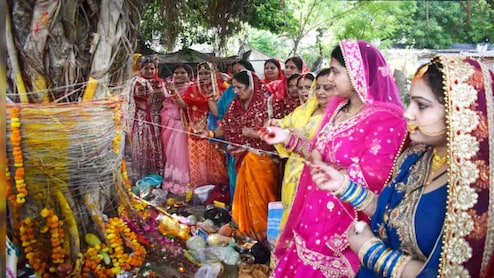 Vat Saptami Vrat 2026: वट सप्तमी व्रत आज, जान लें शुभ मुहूर्त, महत्व और पूजा विधि