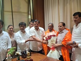 Maharashtra Politics: महाराष्ट्राच्या राजकारणात राजकीय भूकंप! दोन कट्टर वैरी एकत्र; विधानपरिषदेचं गणित बदललं