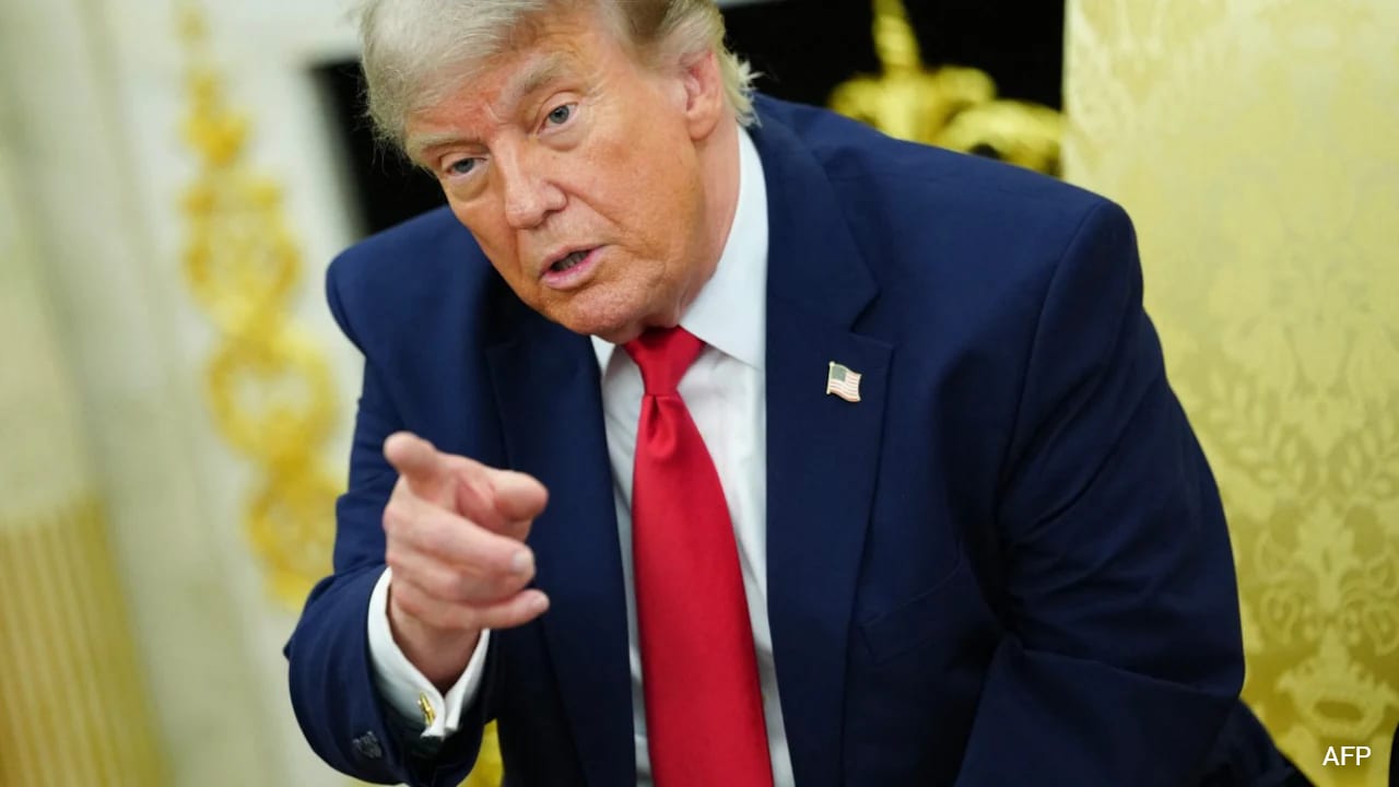 Trump Says Any Fees On Shipping Through Hormuz "Unacceptable"