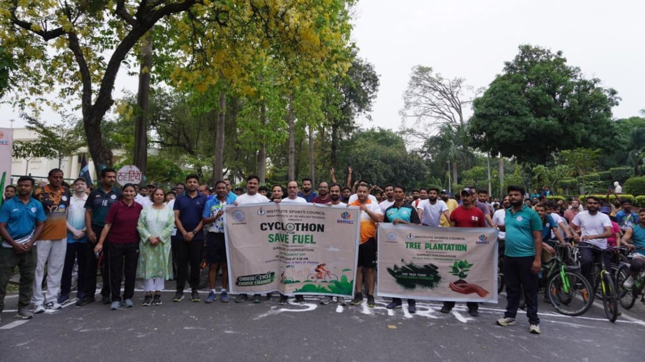 विश्व पर्यावरण दिवस पर IIT रुड़की में साइक्लोथॉन, तेल और गैस की गंभीर चुनौतियों पर चर्चा
