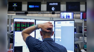 Wall Street Highlights: S&P 500, Nasdaq Fall as SpaceX's Rout Offsets US-Iran Hopes