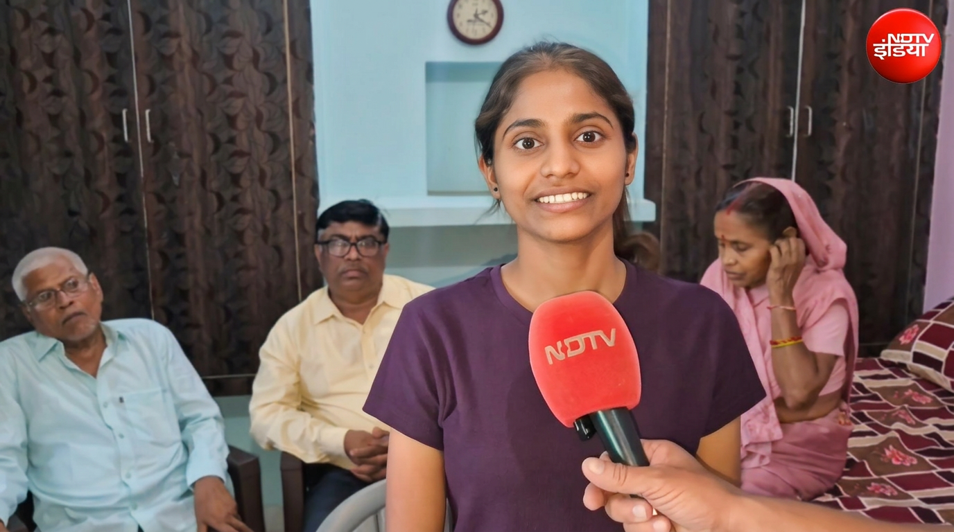 अलीगढ़ की वंदना सिंह बनीं यूपी बीएड टॉपर, NDTV को बताई सीक्रेट स्ट्रेटेजी और संघर्ष की कहानी