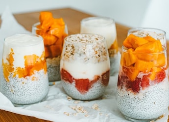 5 Easy Overnight Oat Recipes You Can Make In Just 5 Minutes