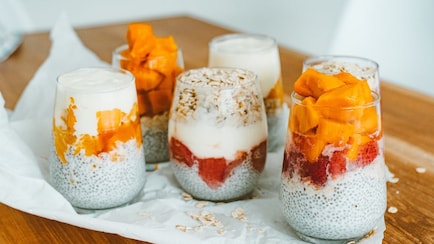 5 Easy Overnight Oat Recipes You Can Make In Just 5 Minutes