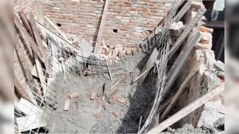 बुलंदशहर: निर्माणाधीन भवन का लेंटर गिरा, 6 मजदूर दबे, रेस्क्यू कर सभी को निकाला