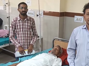 परिवार से 28 साल से अलग बुजुर्ग हुआ बीमार, हॉस्पिटल में दूसरे बेड के मरीज ने खींची तस्वीर और हो गया चमत्कार