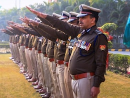 गाजियाबाद में अपराधियों की खैर नहीं, 4 ACP के साथ हर गली छानेगी पुलिस, लोनी-खोड़ा में लिए खास एक्शन शुरू