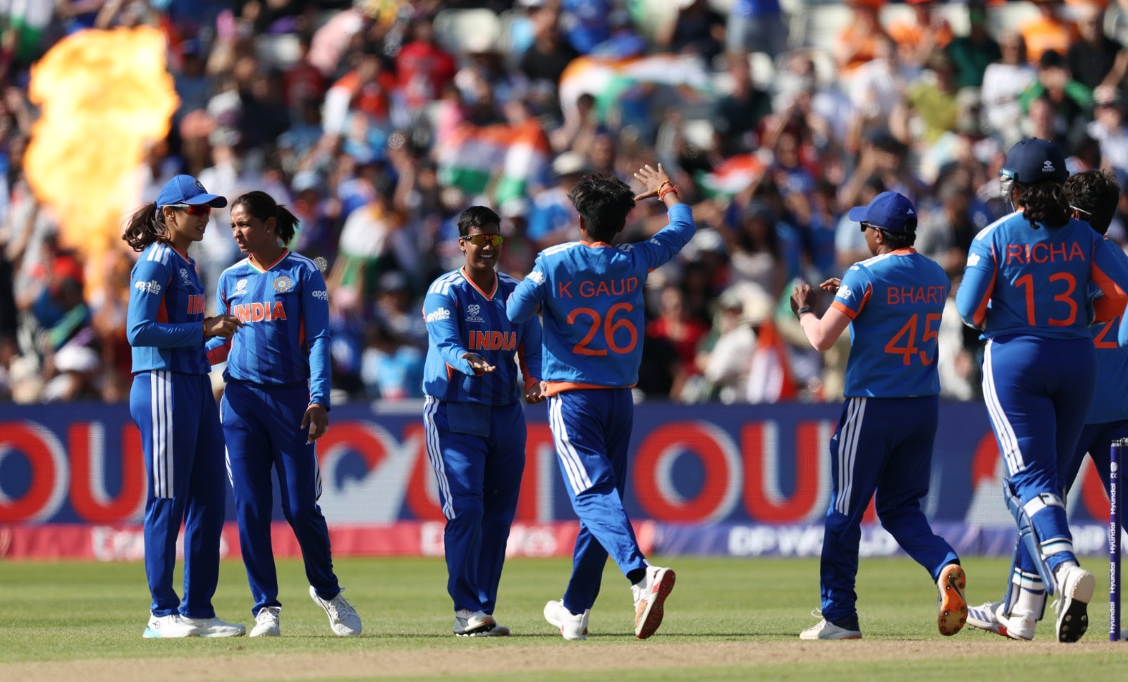 Mandhana, Deepti Star In India's Crushing 64-run Win Over Pakistan