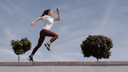 बारिश में गीले नहीं होंगे पैर! रनिंग और वर्कआउट के लिए Amazon से खरीदें ये 5 बेस्ट Running Socks