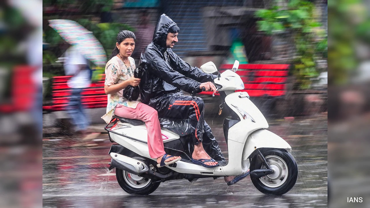 Weather LIVE Updates: Mumbai Wakes Up To Heavy Overnight Rains, More Showers Predicted