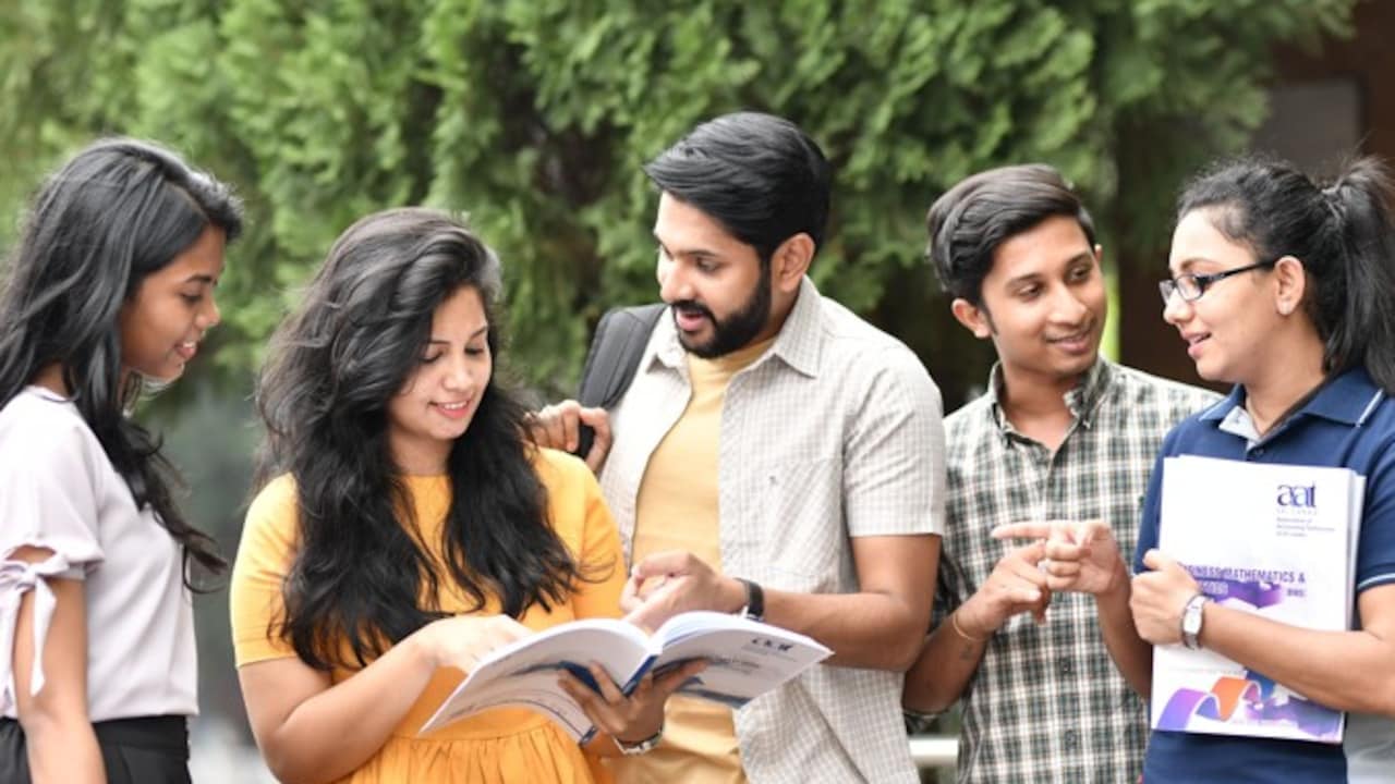 बीटेक के बाद एमटेक करें या एमबीए, कौन सा कोर्स बेहतर