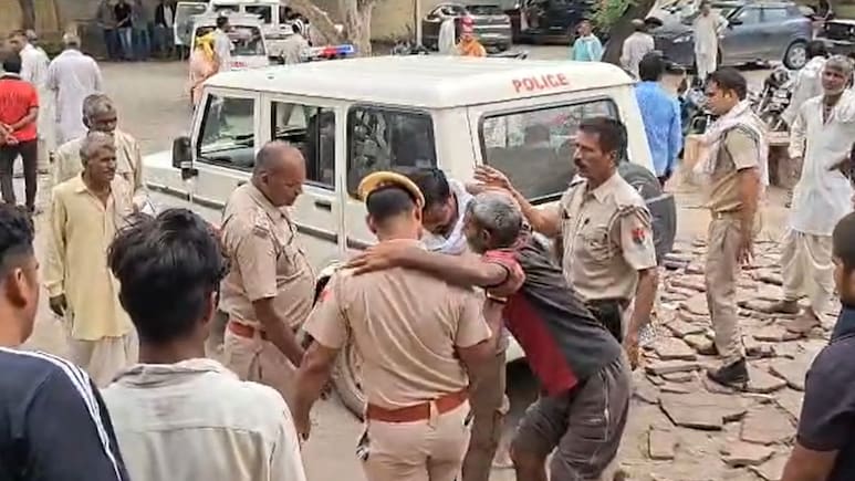डीग में जमीन के लिए दो पक्षों ने बरसाई गोलियां, 7 लोग घायल; छावनी में तब्दील मुरार गांव