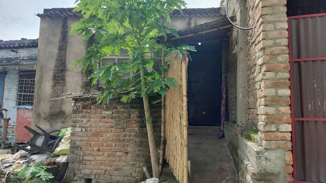 लगातार रो रही थी मासूम, मां से बर्दाशत नहीं हुई आवाज, हंसुए से काट दिया 6 महीने की बेटी का गला