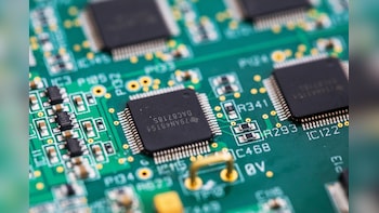 Soaring iPad, Xbox Prices Reveal Pain of Memory Chip Mess