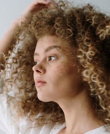 8 Anti-Frizz Heroes For Your Hair