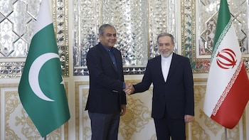 Pakistan Mulls Fresh Attempt To Strike US-Iran Truce After China Nudge