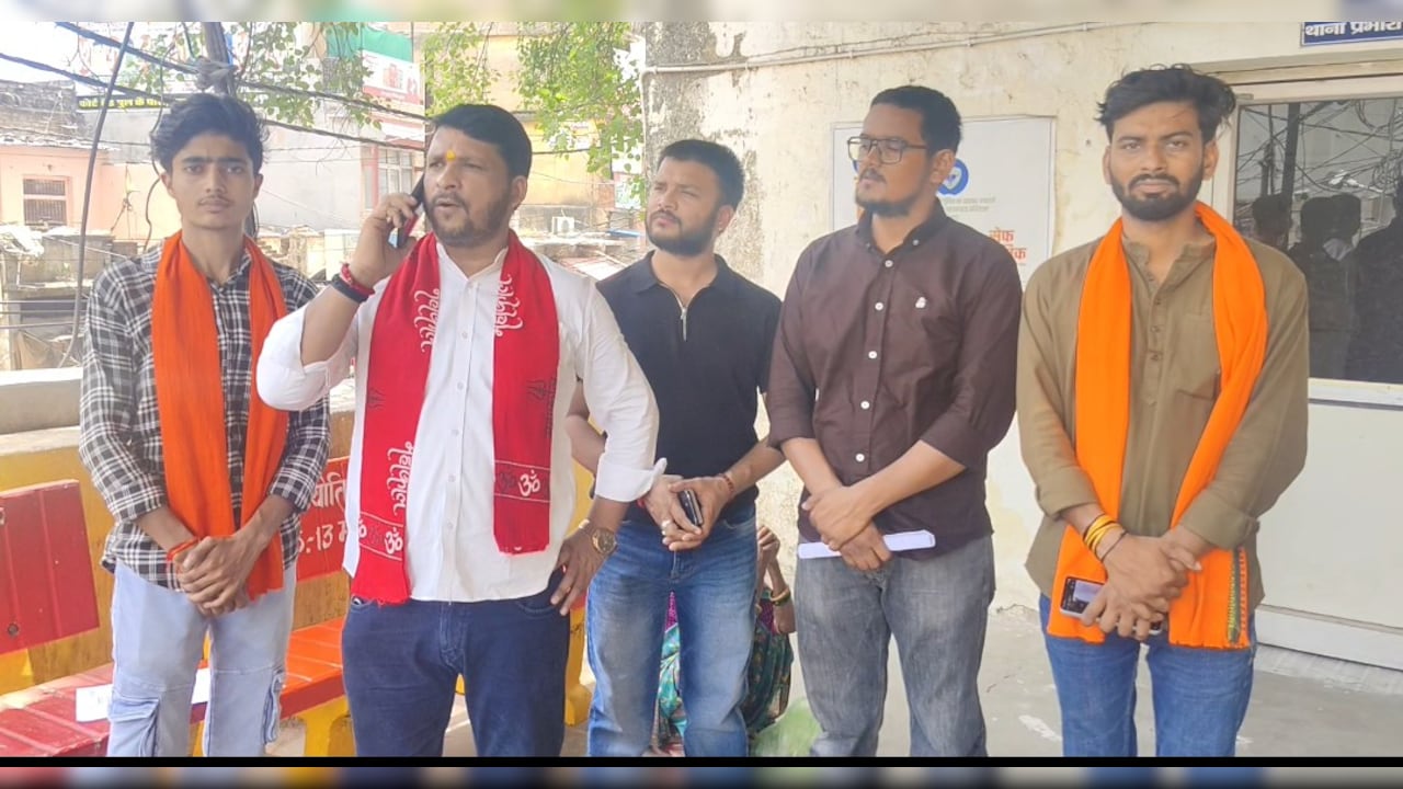 ग्वालियर में गौवंश से छेड़छाड़ पर बवाल, आधी रात आपत्तिजनक हरकत; हिंदू संगठनों का विरोध, आरोपी गिरफ्तार