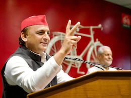 सर्वे रिपोर्ट, बगावत रोकने का फॉर्मूला, कैंडिडेट को हरी झंडी, मिशन 2027 में यूं जुटे अखिलेश यादव