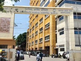 MP के सबसे बड़े हमीदिया अस्पताल का बर्न वार्ड या 'भट्ठी'? 41 डिग्री में कूलर के भरोसे तड़प रहे 90% तक जले मरीज