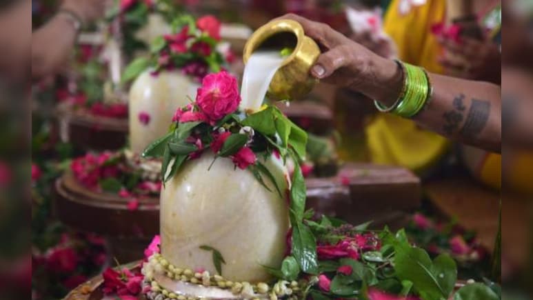 Sawan 2026: इस साल कब से शुरू होगा सावन का महीना? जानिए सही तारीख और शिव जी की पूजा की सही विधि