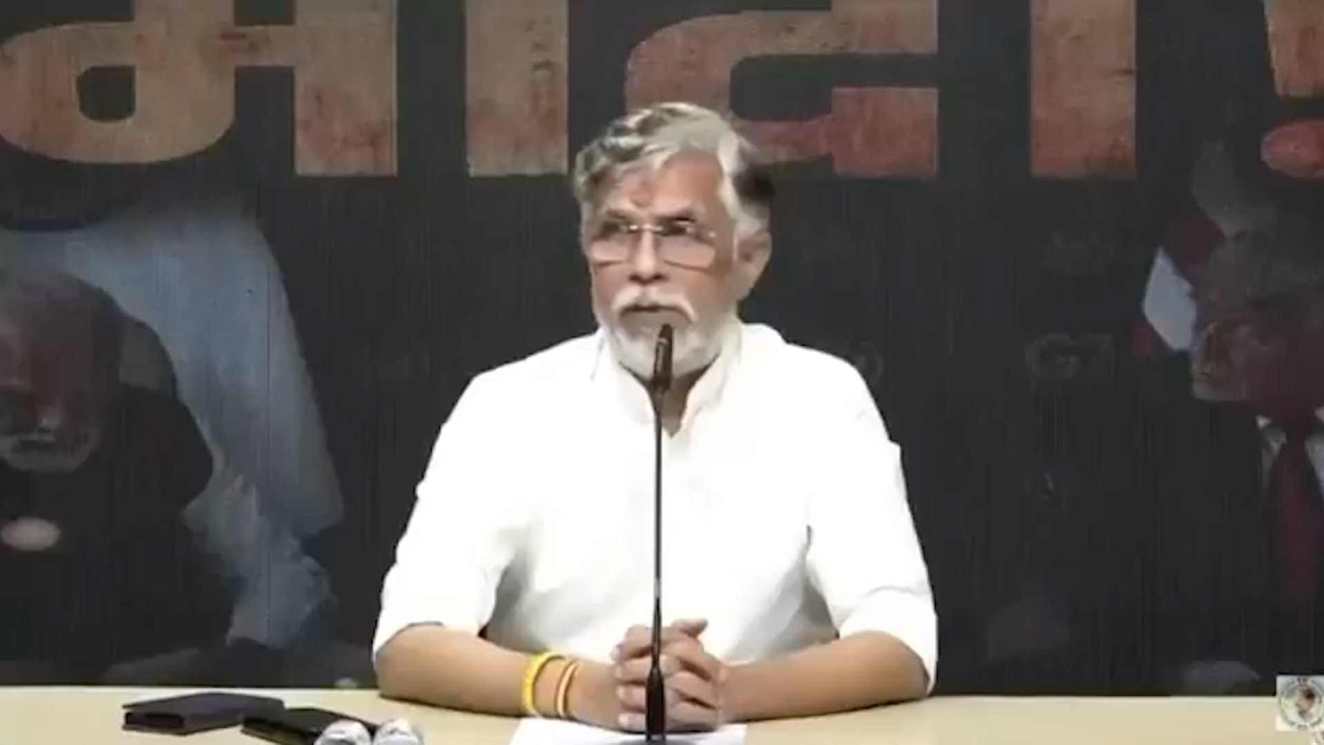 Shashi Tharoor vs Pawan Khera: Congress Leaders Clash Over PM Modi's G7 Remarks