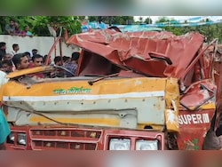 15-Year-Old Among 3 Dead After Truck Crashes Into Kerala Bus Stop