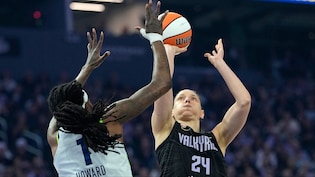 "Unbelievable": A&rsquo;ja Wilson Wins Fifth WNBA MVP As Candace Parker Praises Her Greatness