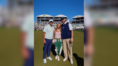 Jena Sims Says She Planned Her Outfit Just To Meet Taylor Swift&rsquo;s Fiance Travis Kelce