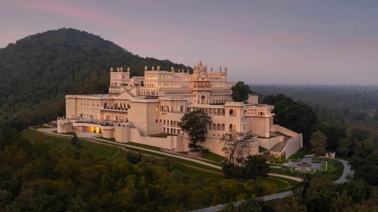The Oberoi Rajgarh: How A 350-Year-Old Bundela Fortress Became One Of The World's Most Beautiful Hotels