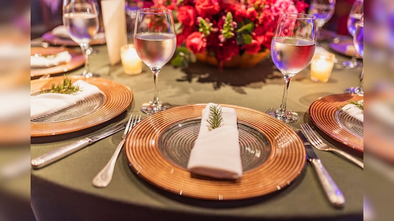 60% से 70% तक के हैवी डिस्काउंट में खरीदें क्लासी और स्टाइलिश Dinner Set, प्राइस के साथ क्वालिटी में भी शानदार