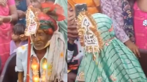 60 साल का दूल्हा और 58 साल की दुल्हन, 25 साल लिव-इन में रहने के बाद लिए फेरे, 4 बेटों ने करवाई शादी
