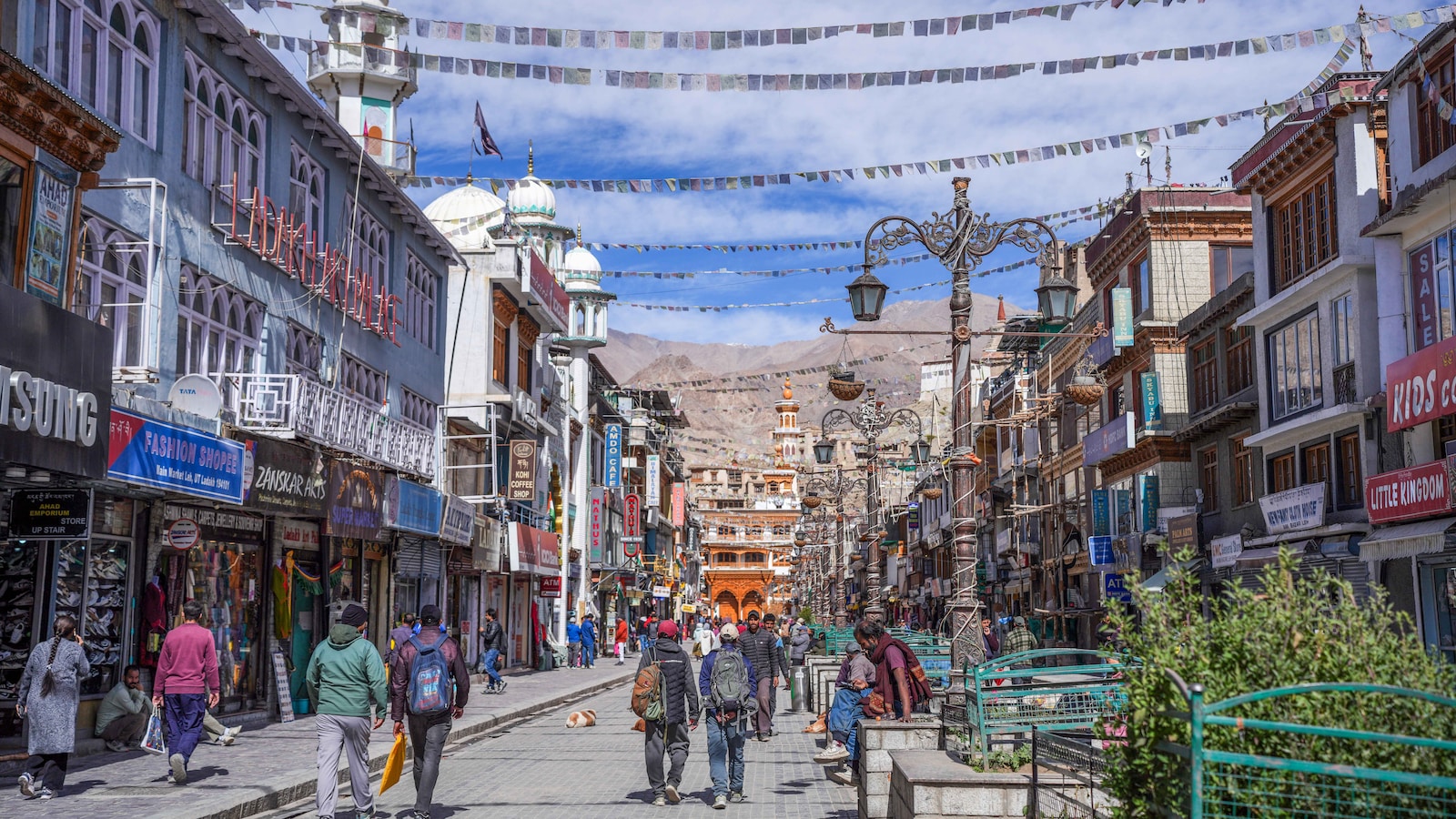 Ladakh Sees Historic 121% Jump In Tourists In May, 72,834 Arrivals Recorded